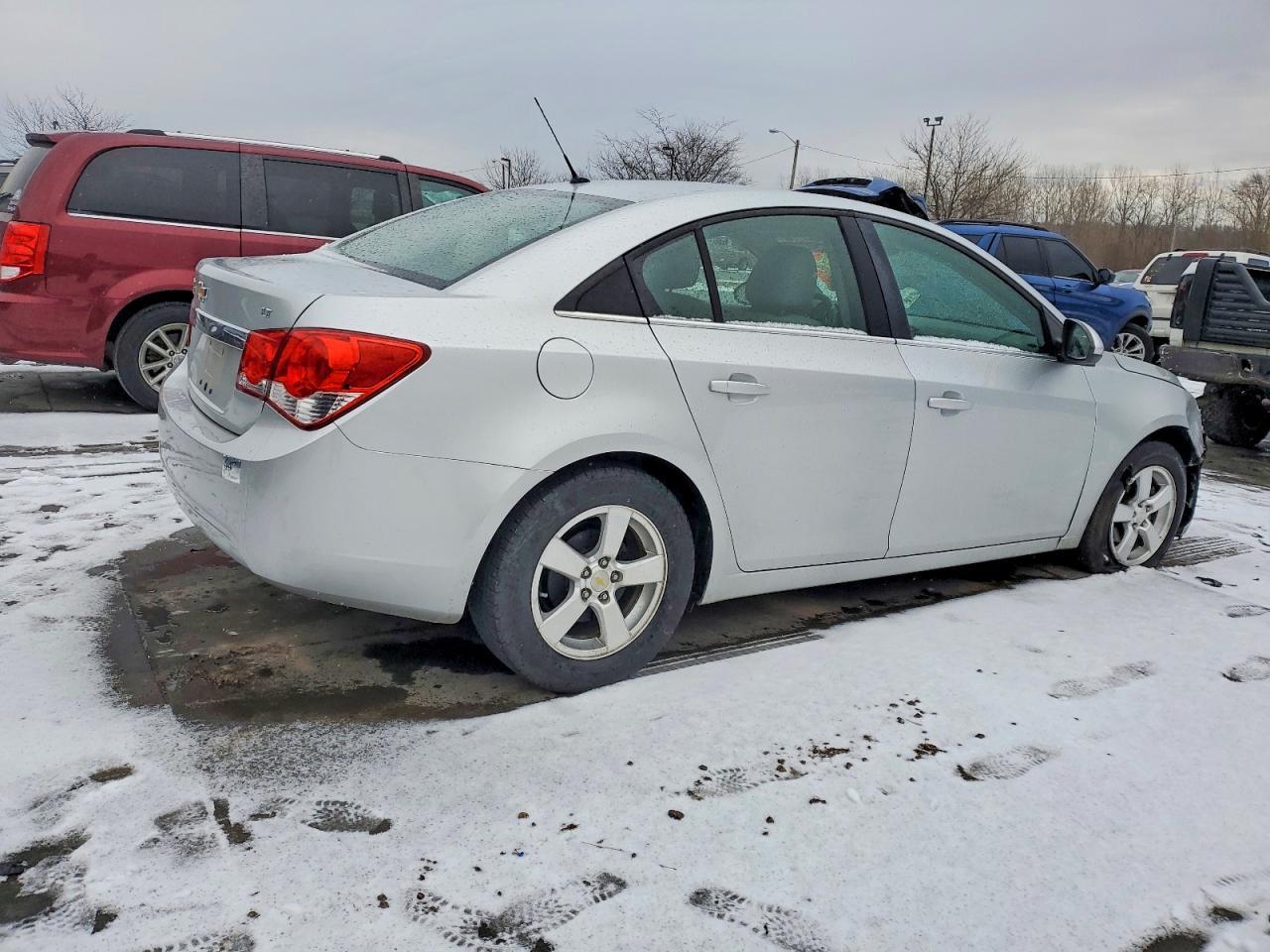 2011 CHEVROLET CRUZE