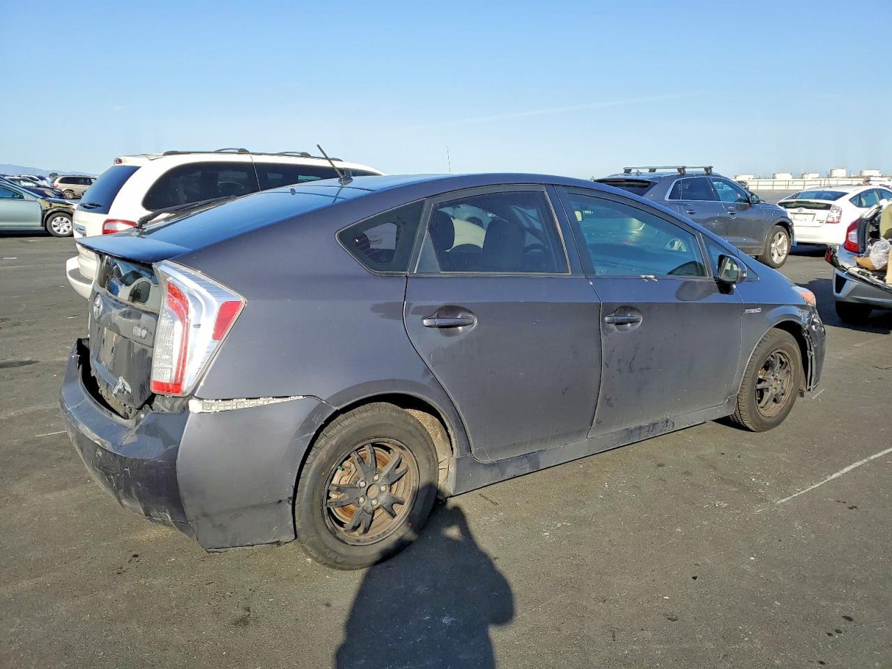 2015 TOYOTA PRIUS