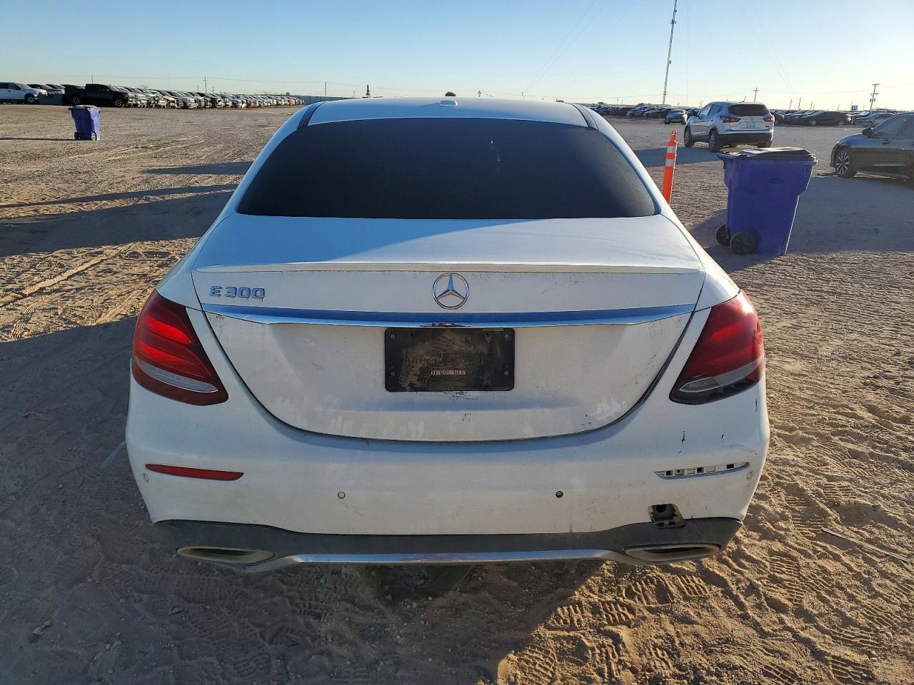 2017 MERCEDES-BENZ E-Class