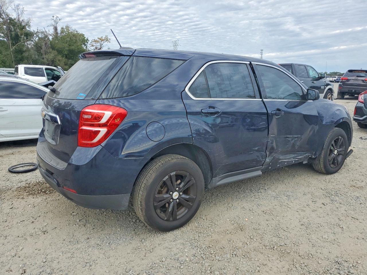 2017 CHEVROLET EQUINOX