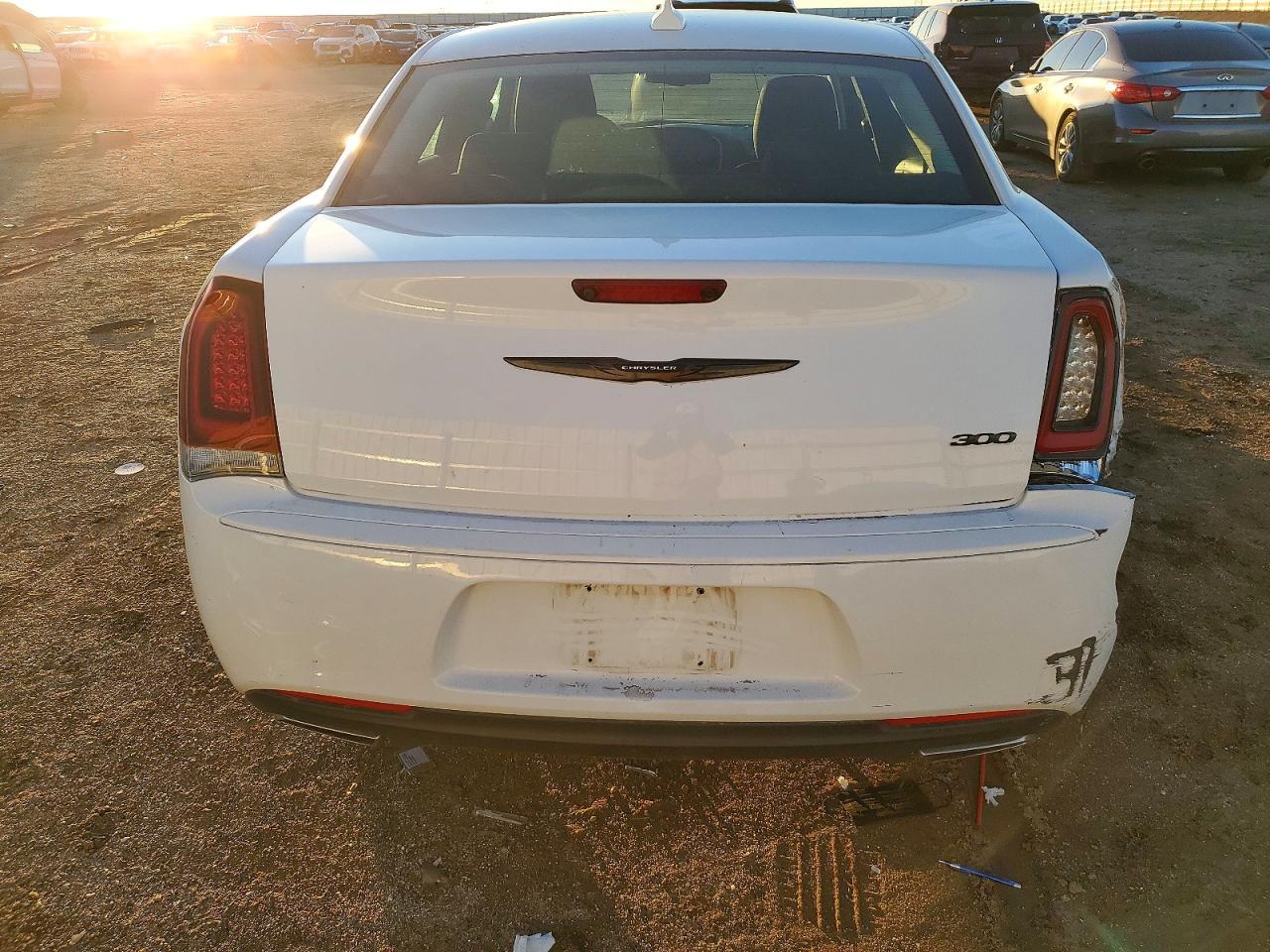 2022 CHRYSLER 300