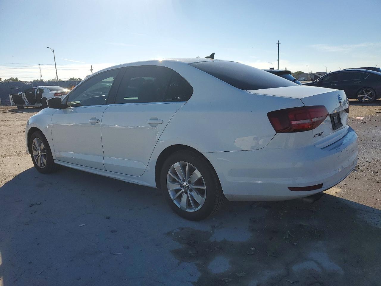 2016 VOLKSWAGEN JETTA