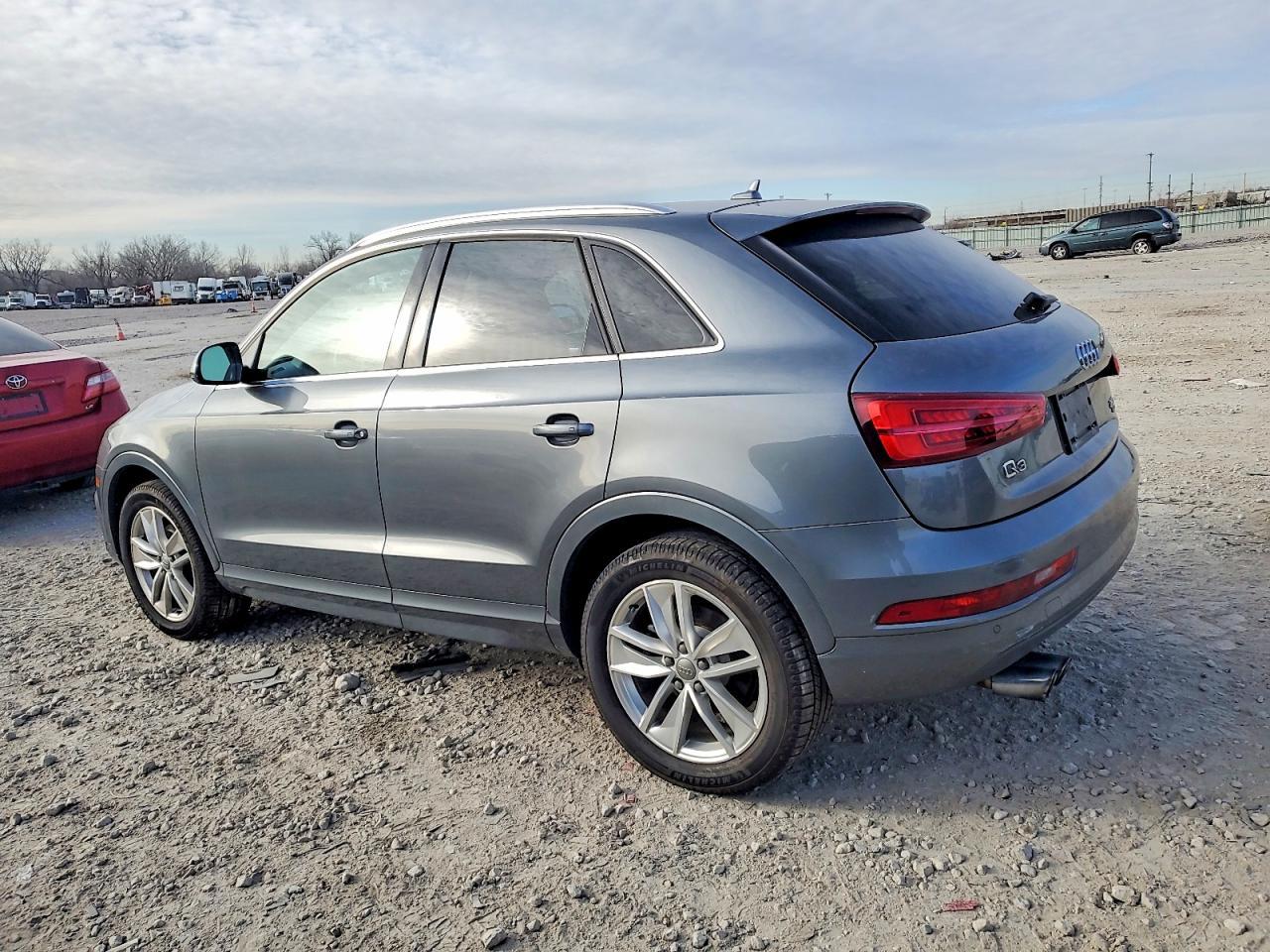 2017 AUDI Q3