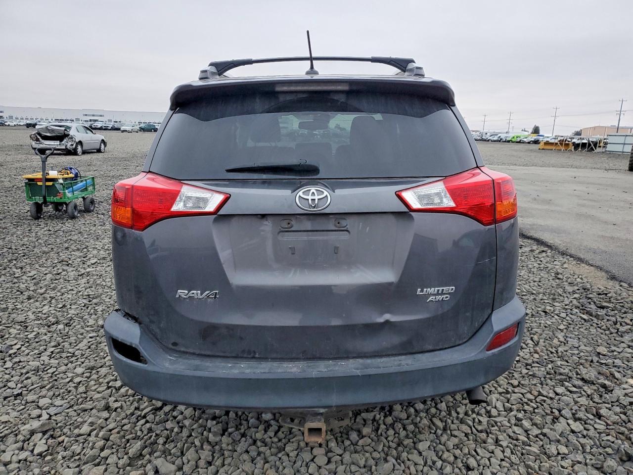 2015 TOYOTA RAV4
