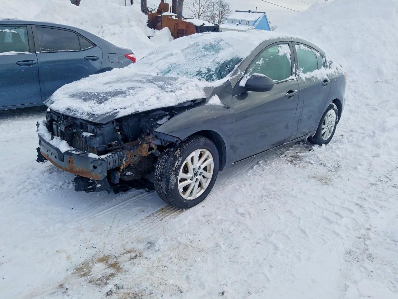 2013 MAZDA 3