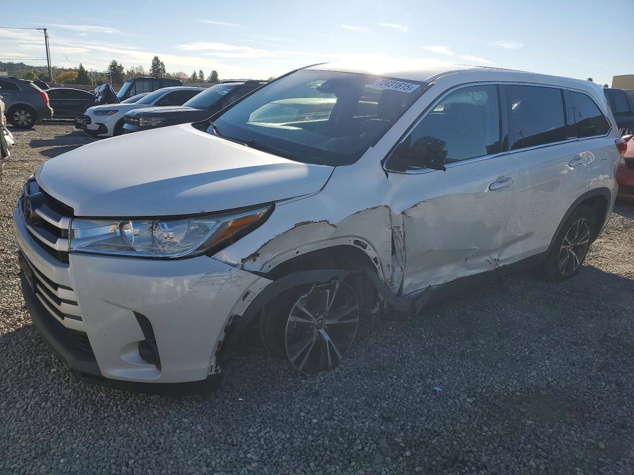 2019 TOYOTA HIGHLANDER
