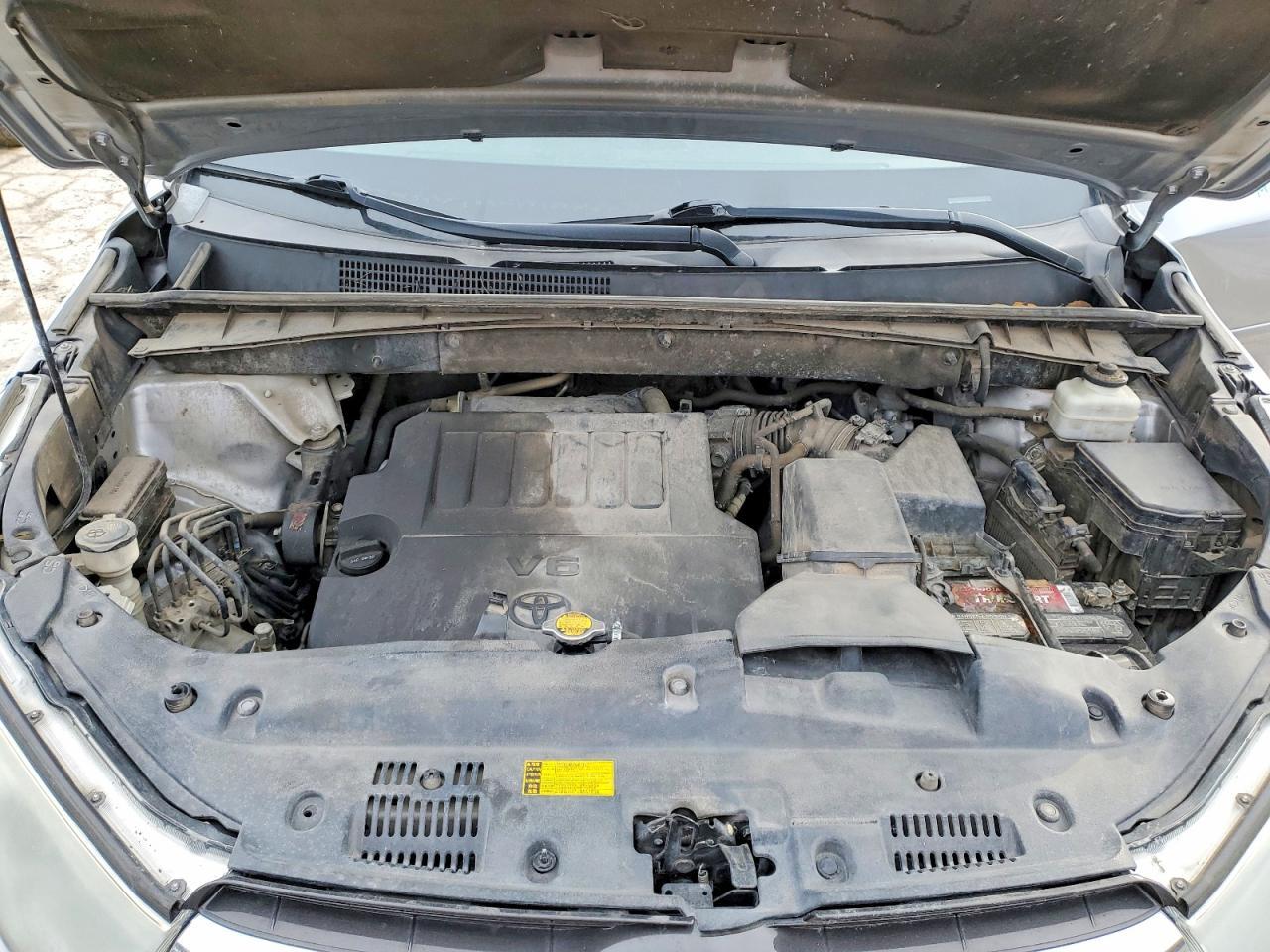 2014 TOYOTA HIGHLANDER