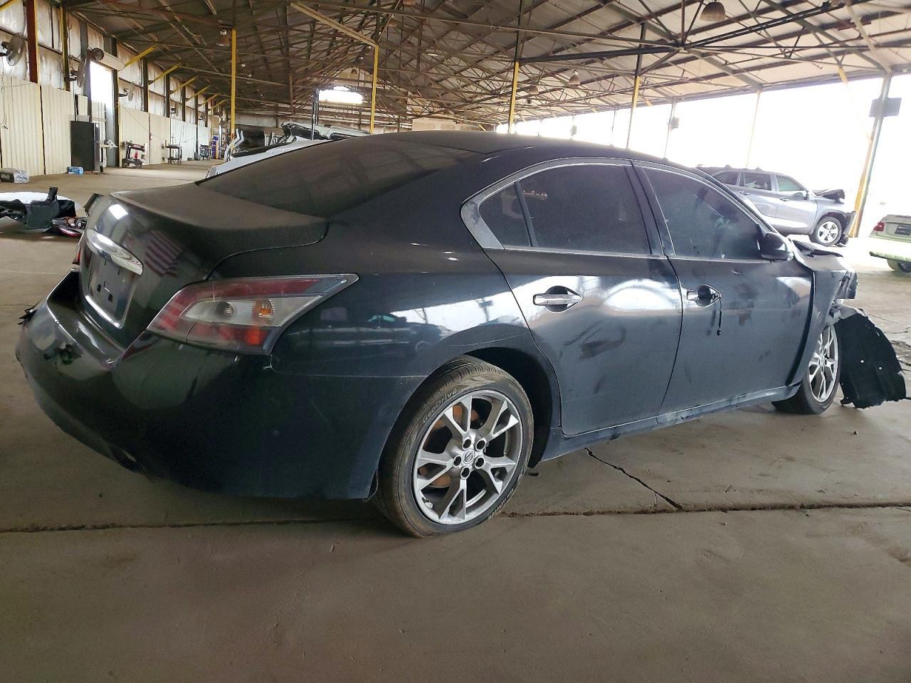 2014 NISSAN Maxima