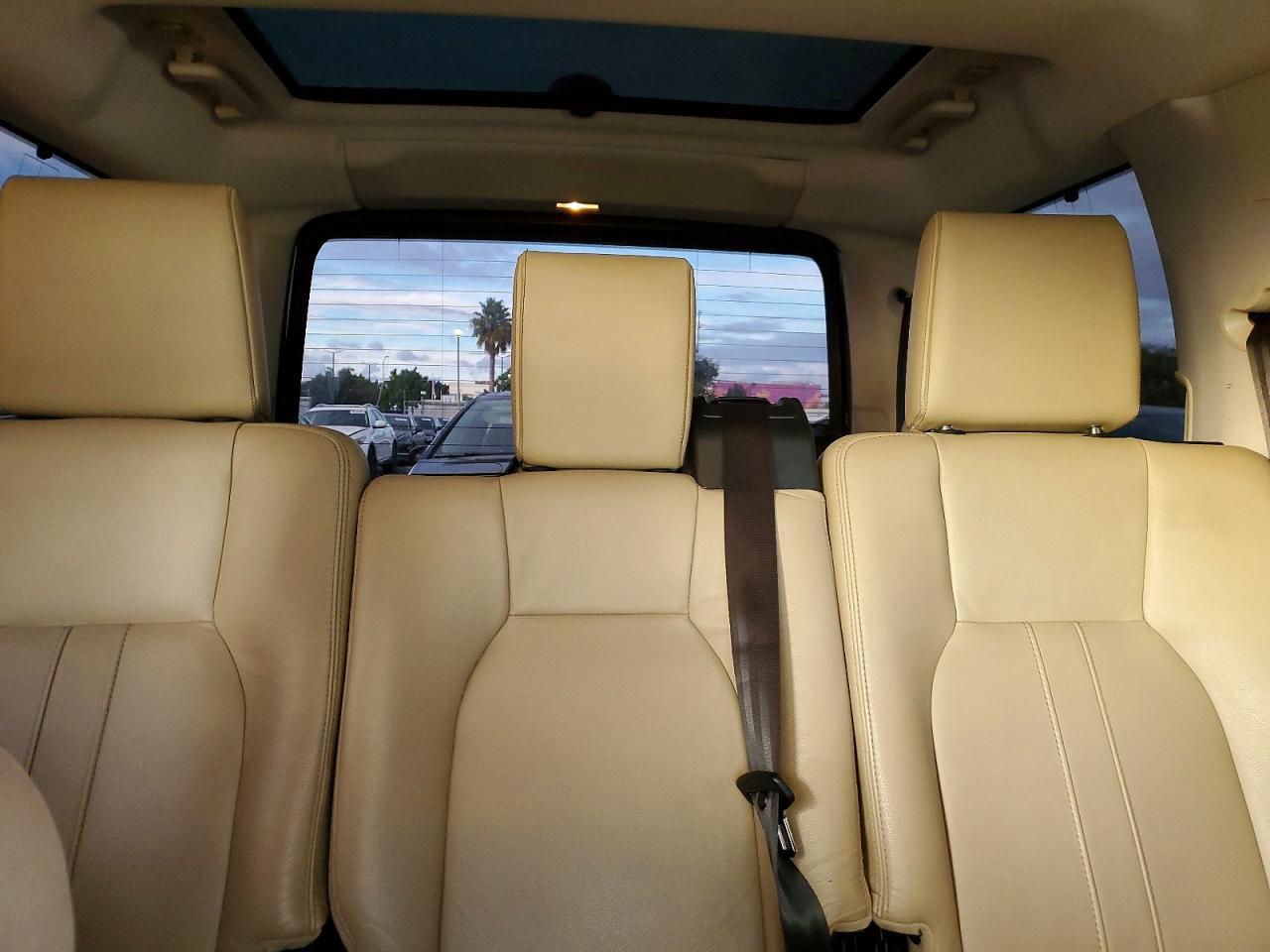 2012 LAND ROVER LR4
