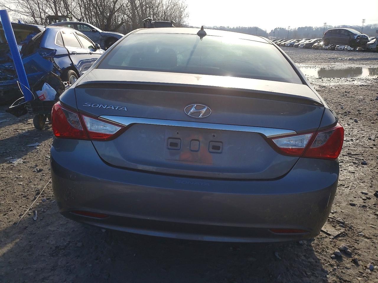 2013 HYUNDAI SONATA