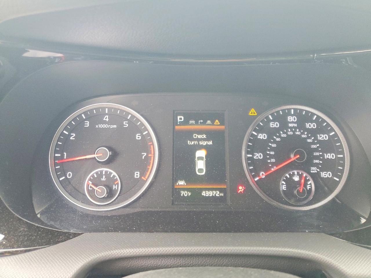 2022 KIA K5