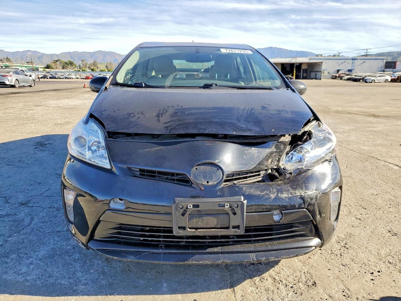 2015 TOYOTA PRIUS