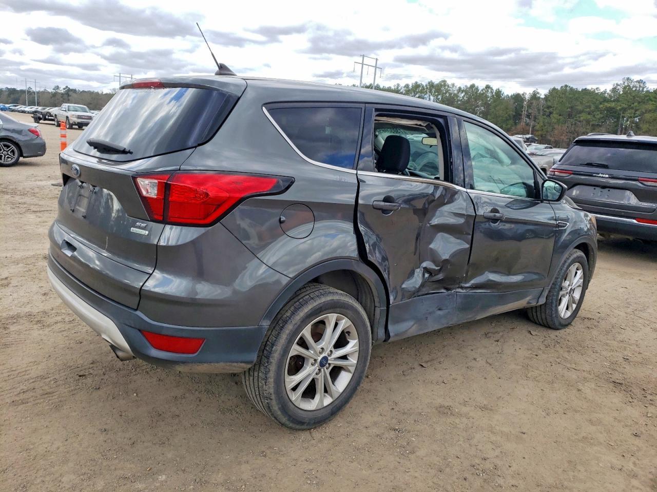 2019 FORD ESCAPE