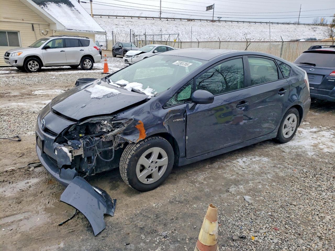 2011 TOYOTA PRIUS