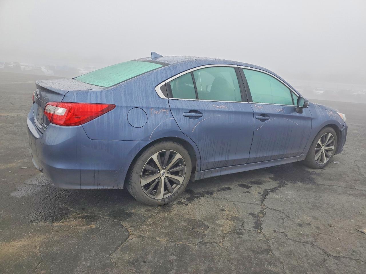 2017 SUBARU Legacy