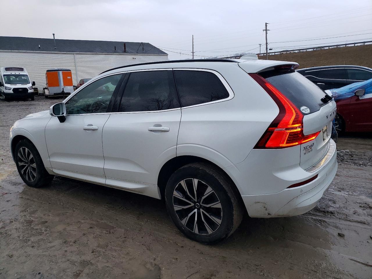 2023 VOLVO XC60