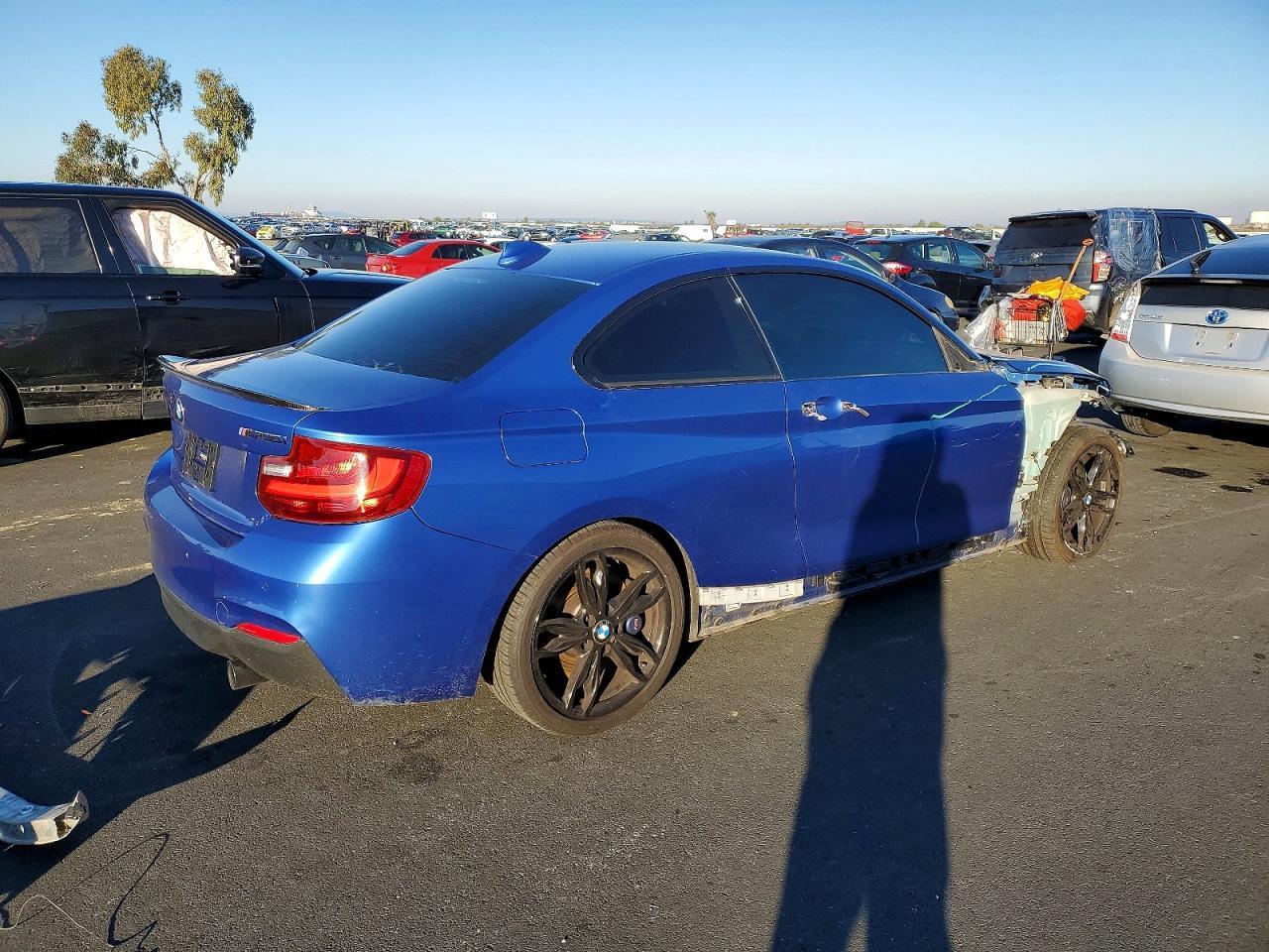 2016 BMW M235i