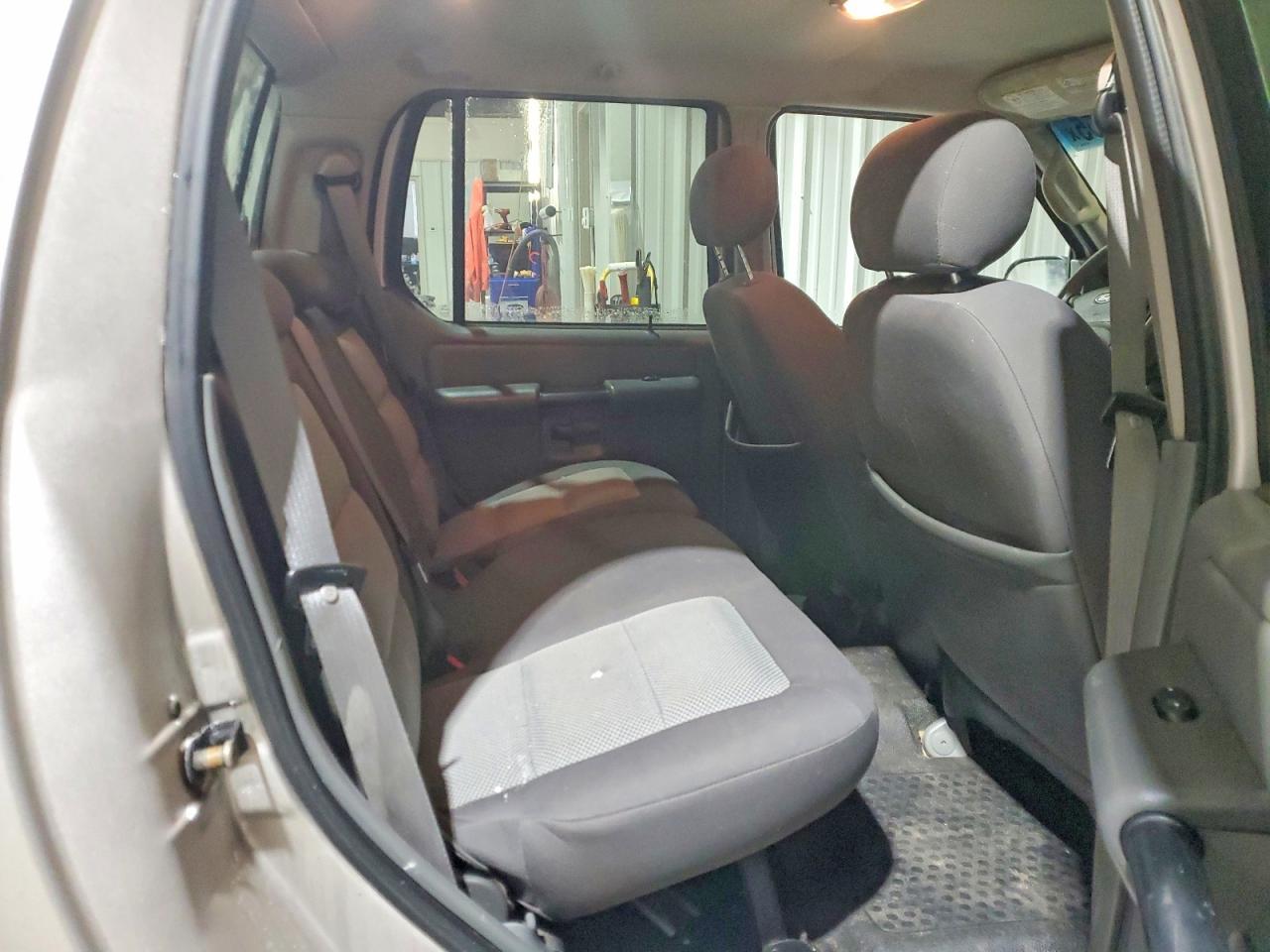 2005 FORD Explorer Sport Trac