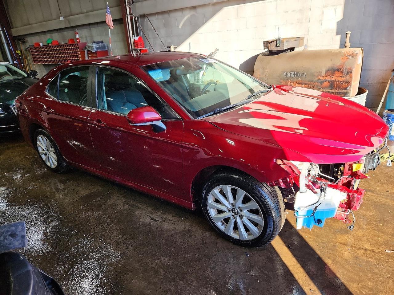 2018 TOYOTA CAMRY