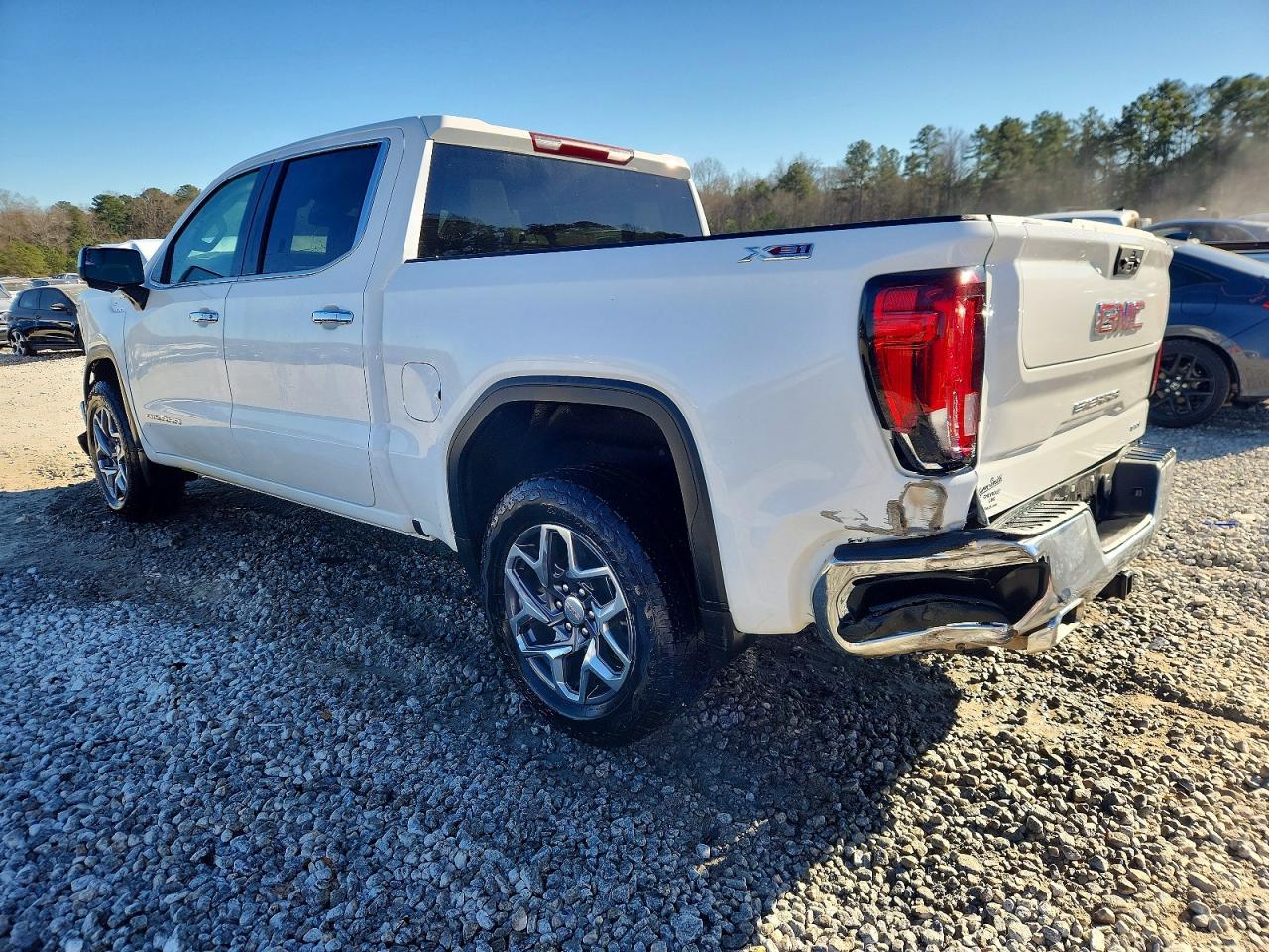 2025 GMC Sierra