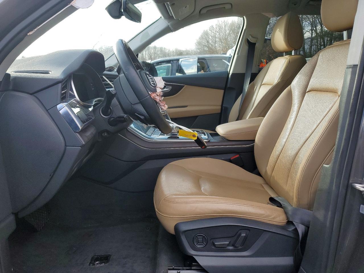 2020 AUDI Q7