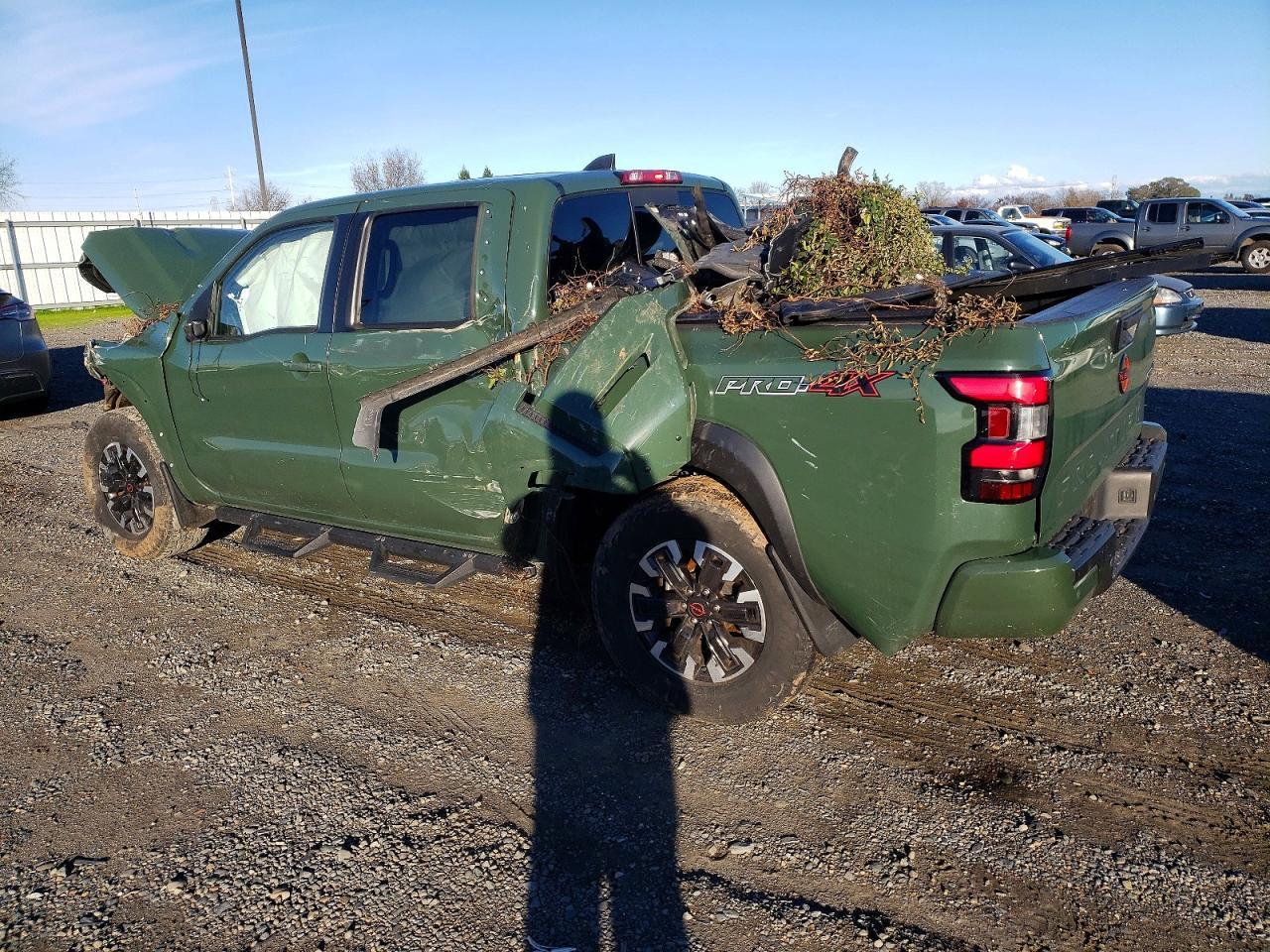 2022 NISSAN Frontier