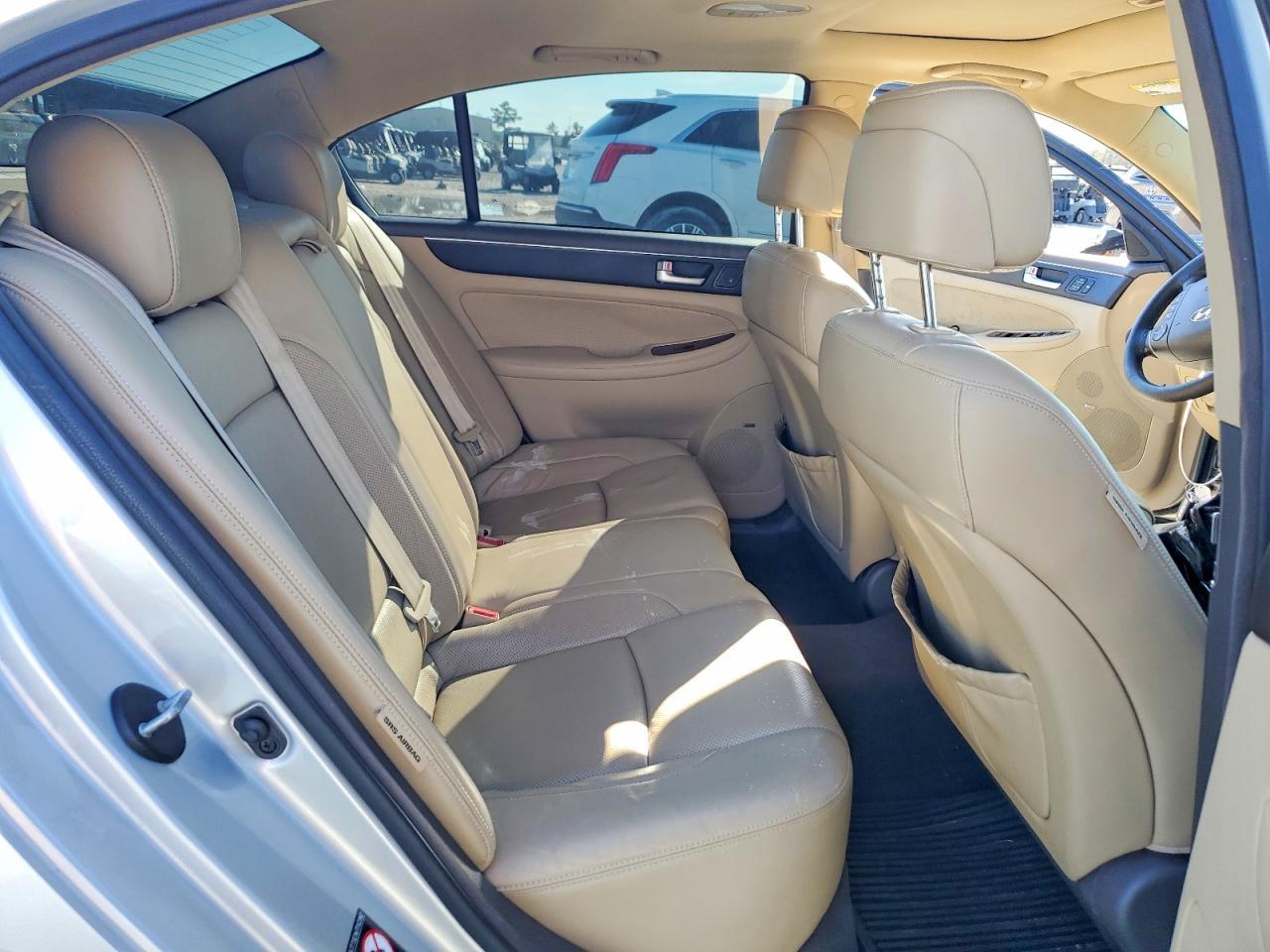 2012 HYUNDAI GENESIS