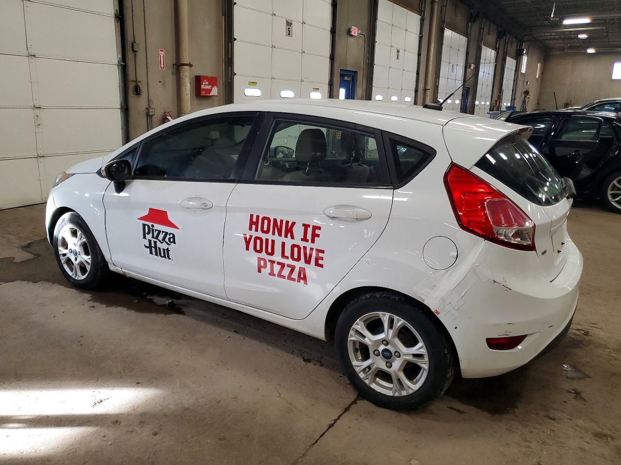 2016 FORD Fiesta