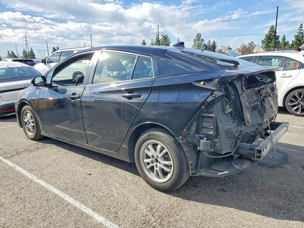 2019 TOYOTA PRIUS