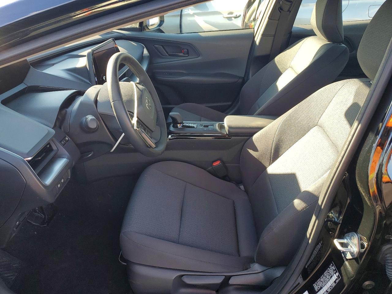 2025 TOYOTA PRIUS