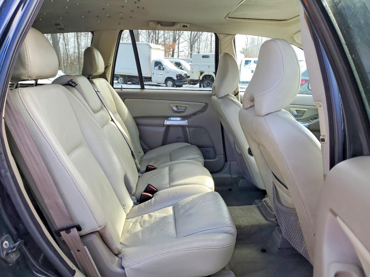 2005 VOLVO XC90