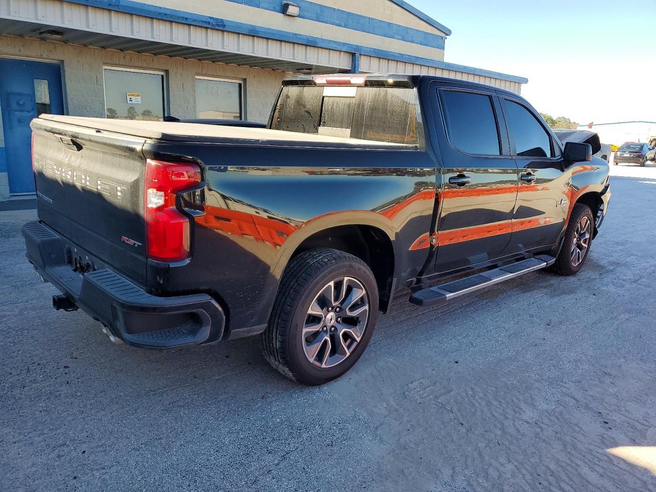 2021 CHEVROLET Silverado