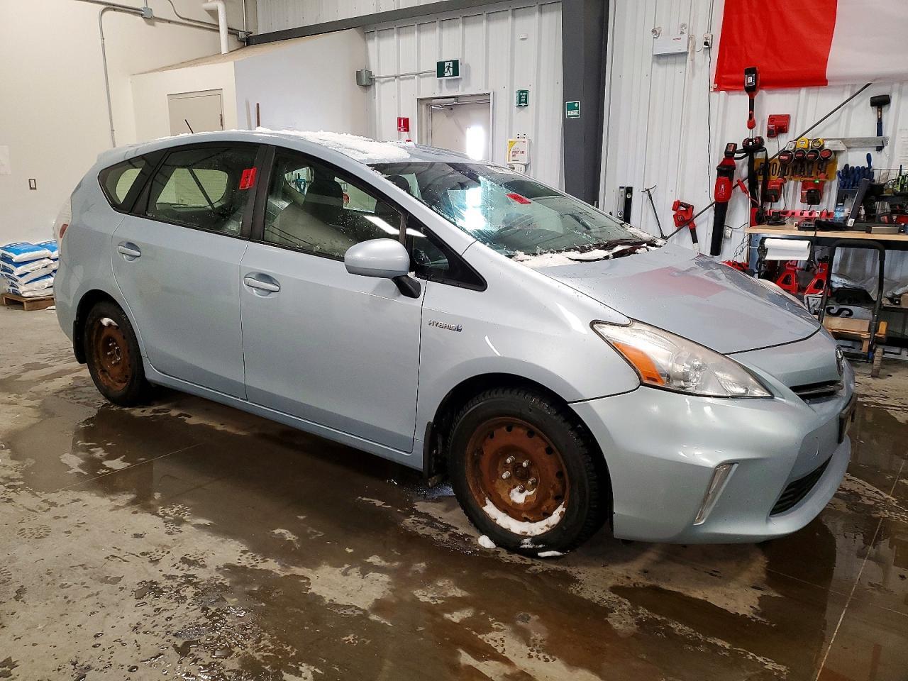 2012 TOYOTA PRIUS V