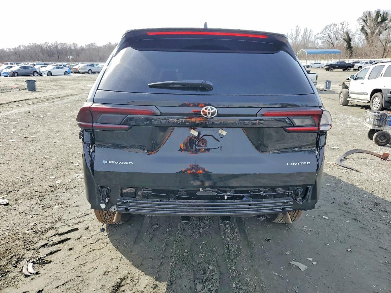 2026 TOYOTA HIGHLANDER