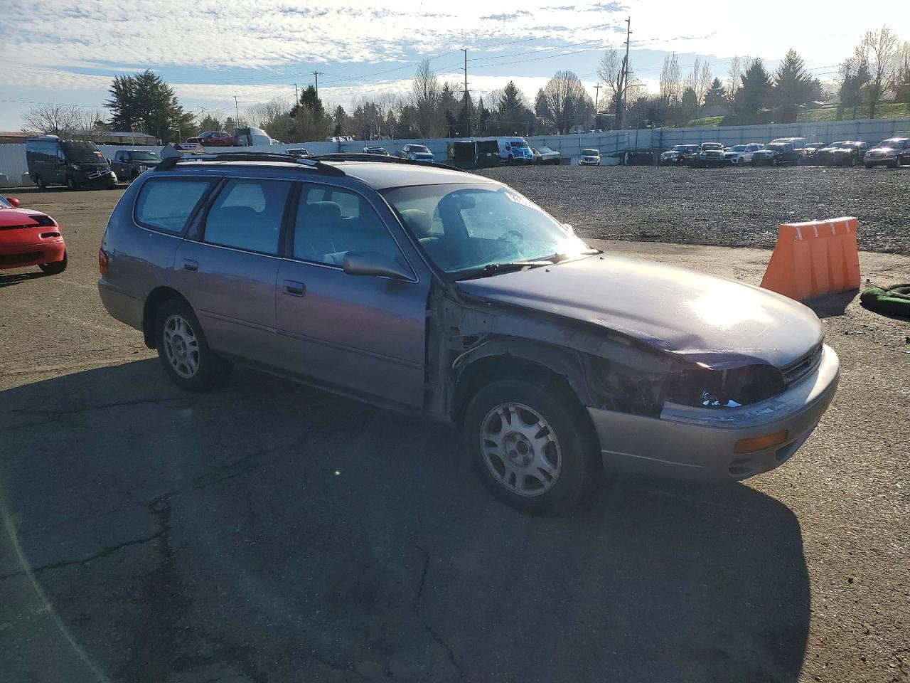 1996 TOYOTA CAMRY