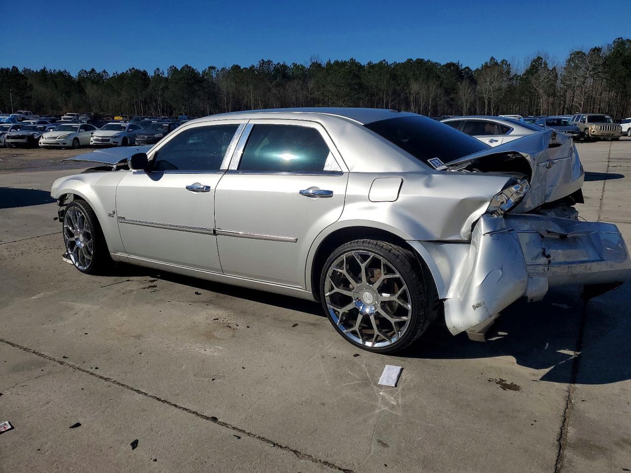 2010 CHRYSLER 300
