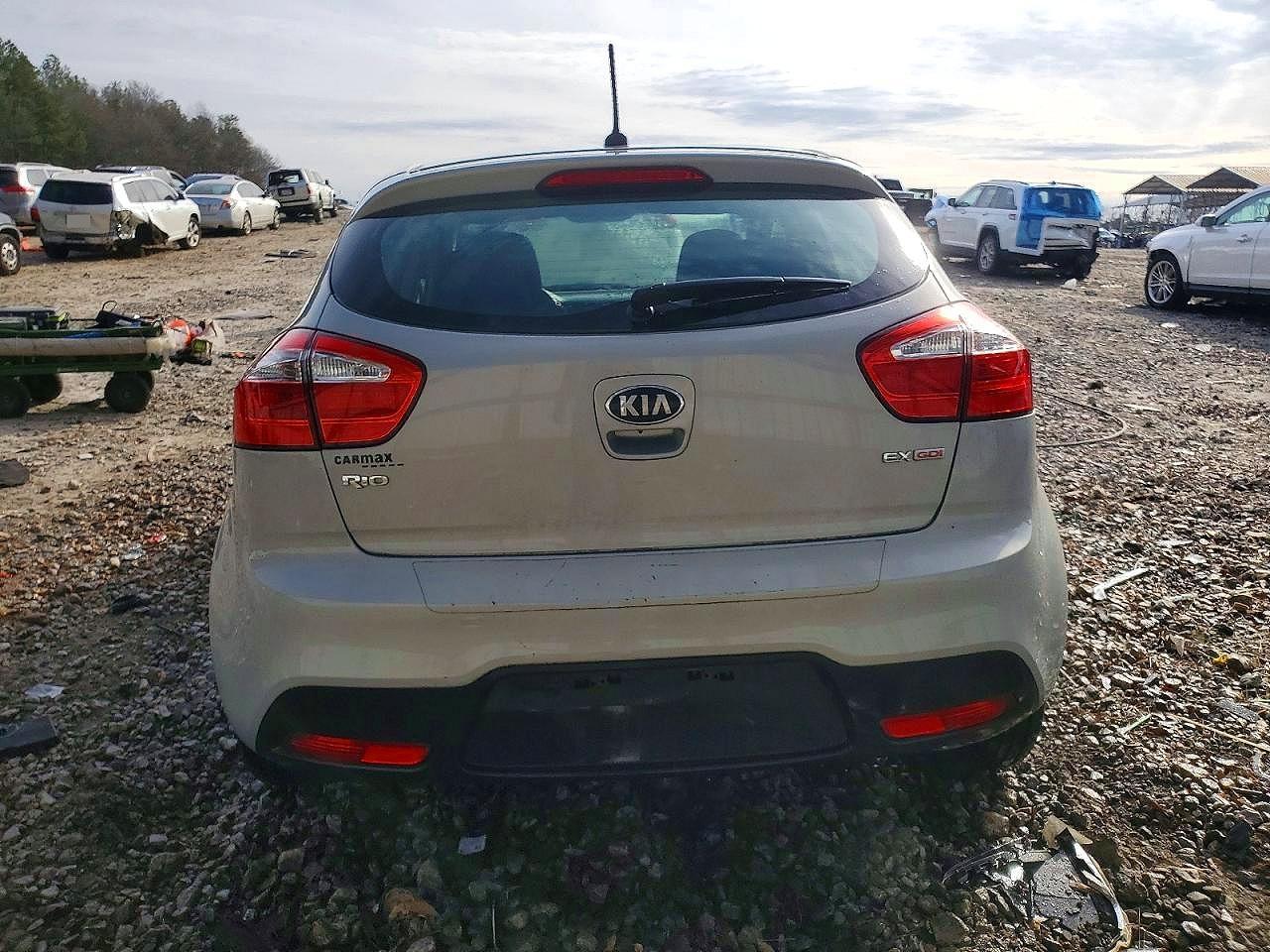 2013 KIA RIO