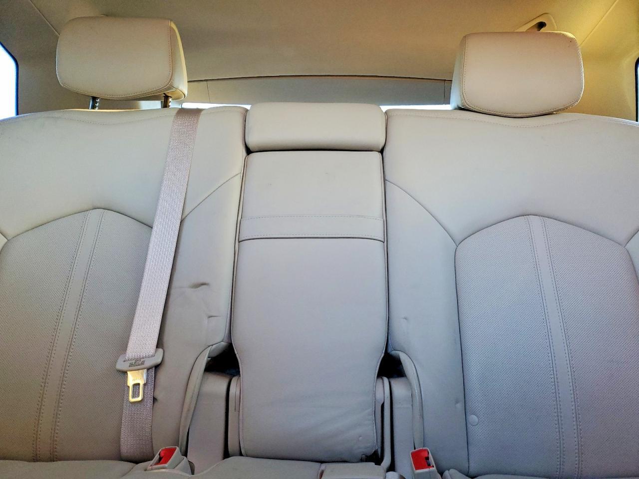 2011 CADILLAC SRX