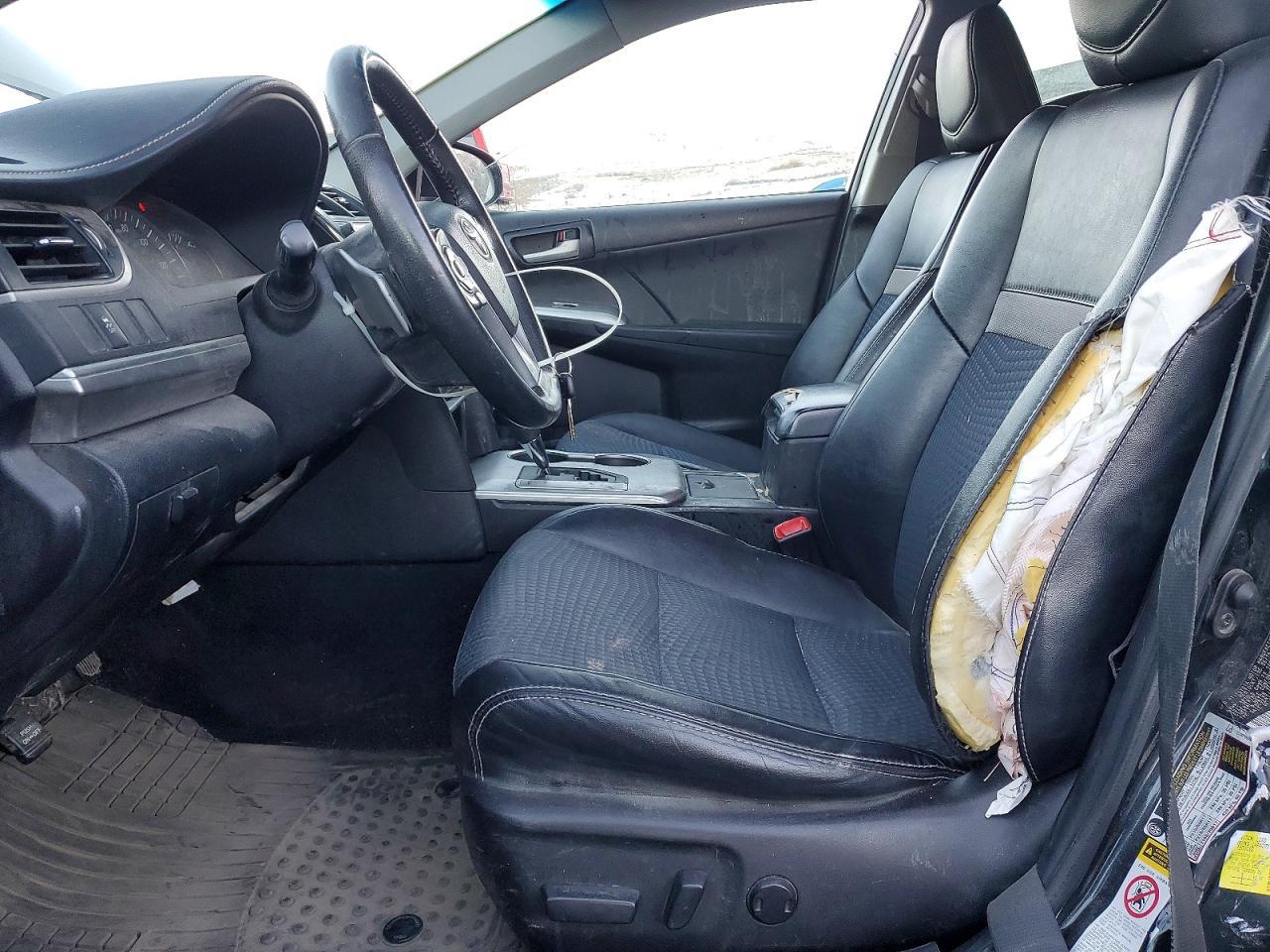 2014 TOYOTA CAMRY