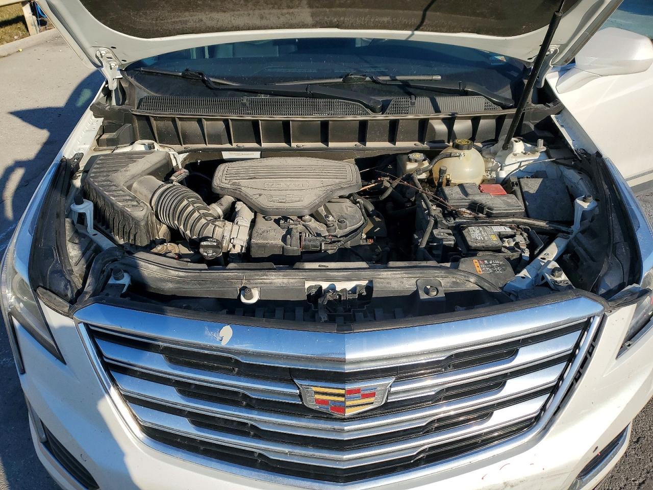 2017 CADILLAC XT5