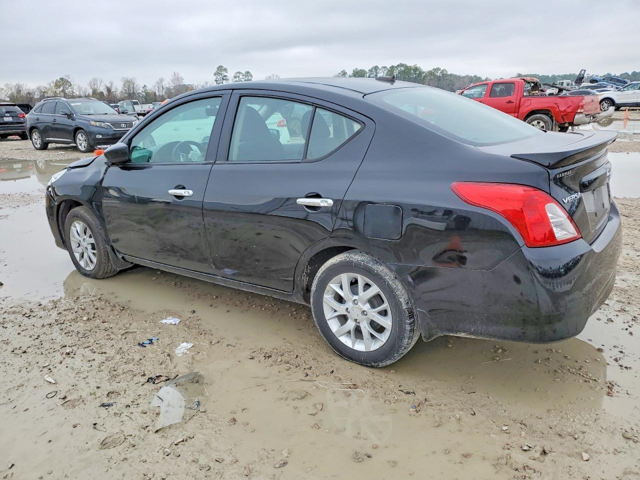 2019 NISSAN VERSA