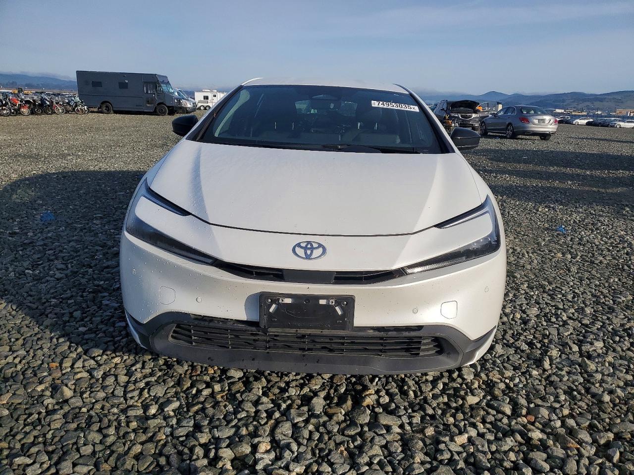 2024 TOYOTA PRIUS