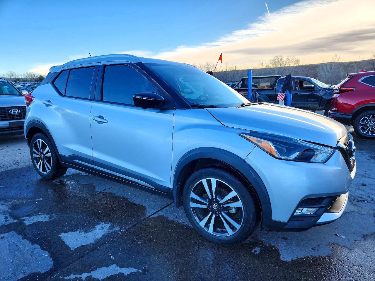 2019 NISSAN KICKS
