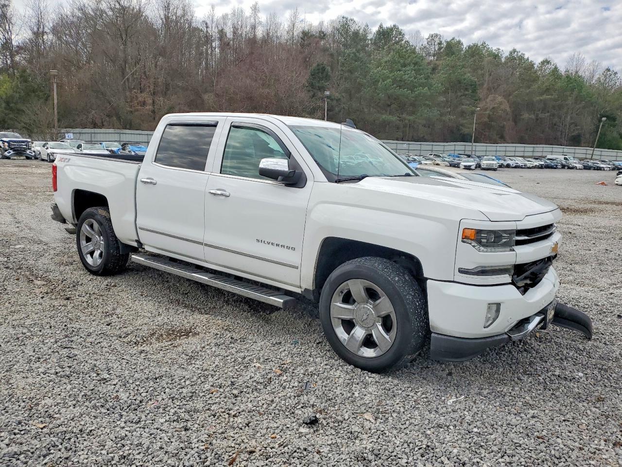 2017 CHEVROLET Silverado