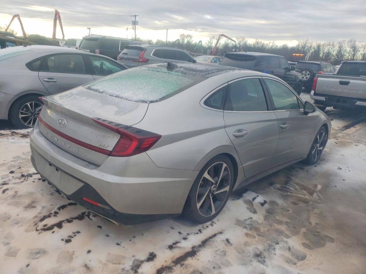 2022 HYUNDAI SONATA