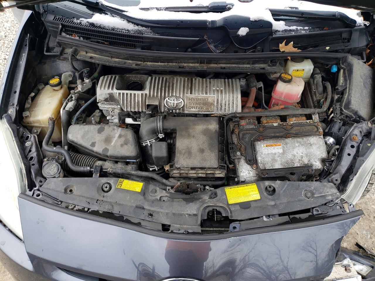 2011 TOYOTA PRIUS