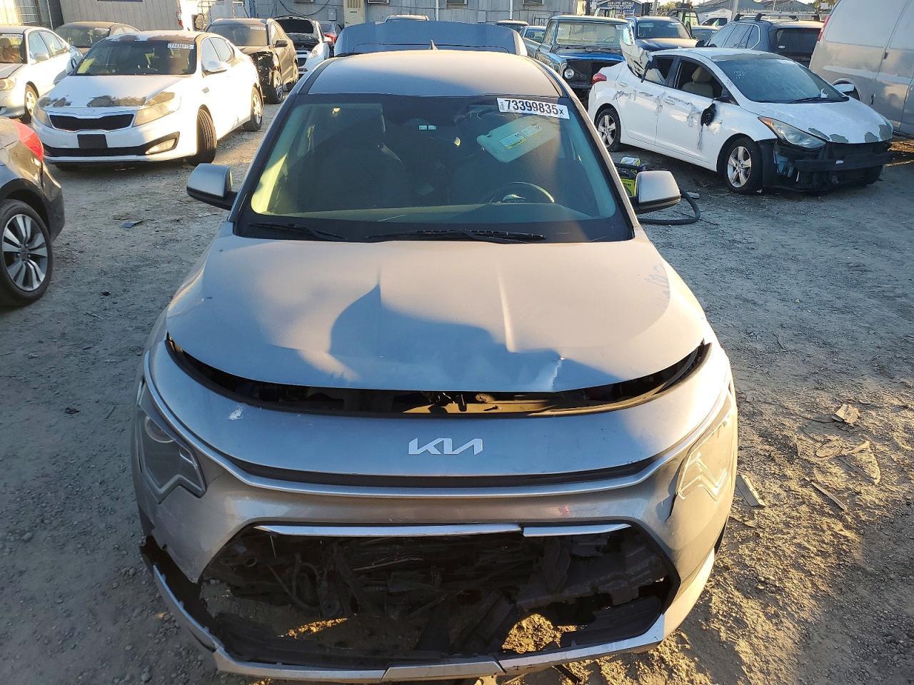 2023 KIA Niro