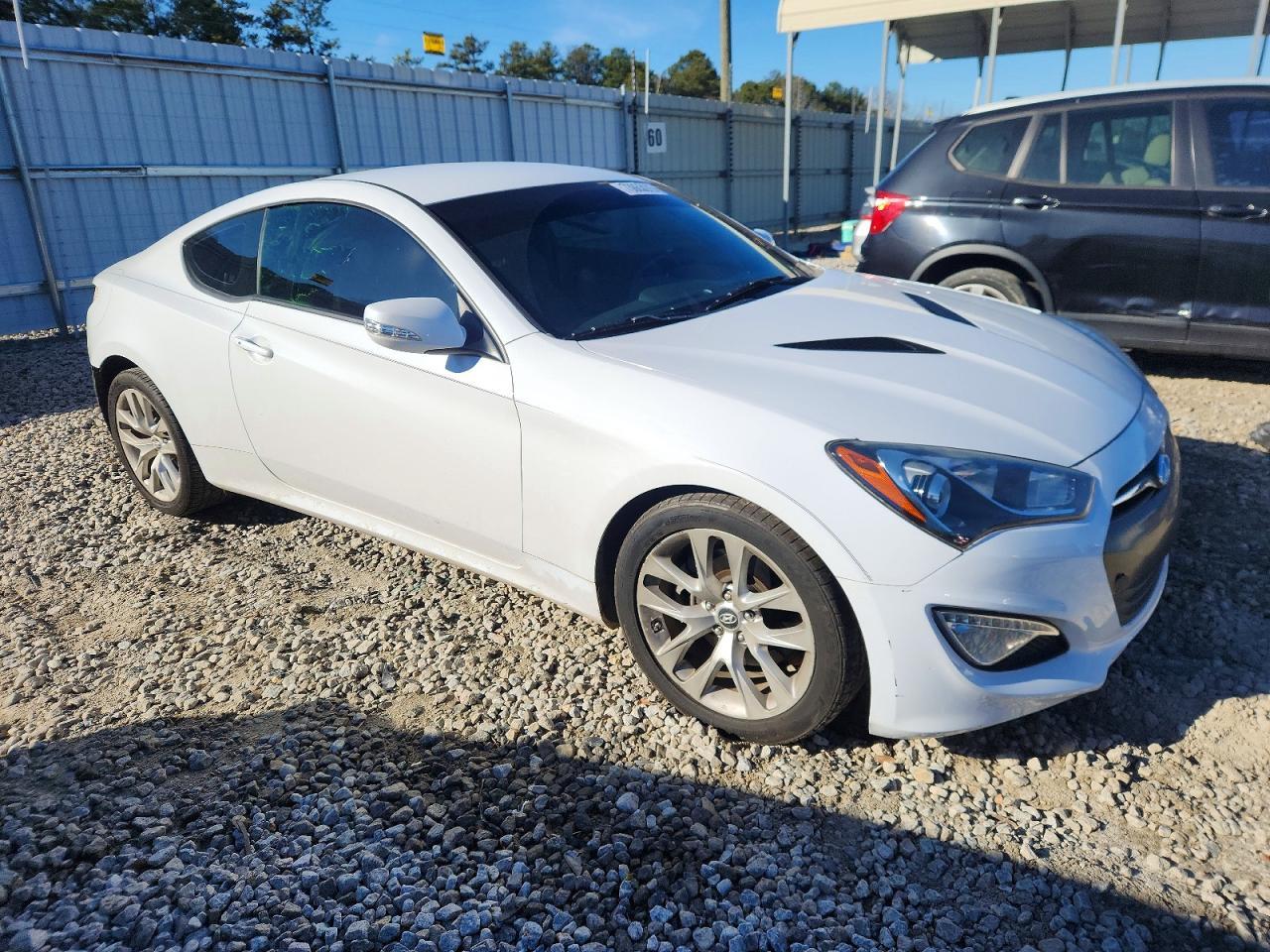 2016 HYUNDAI GENESIS