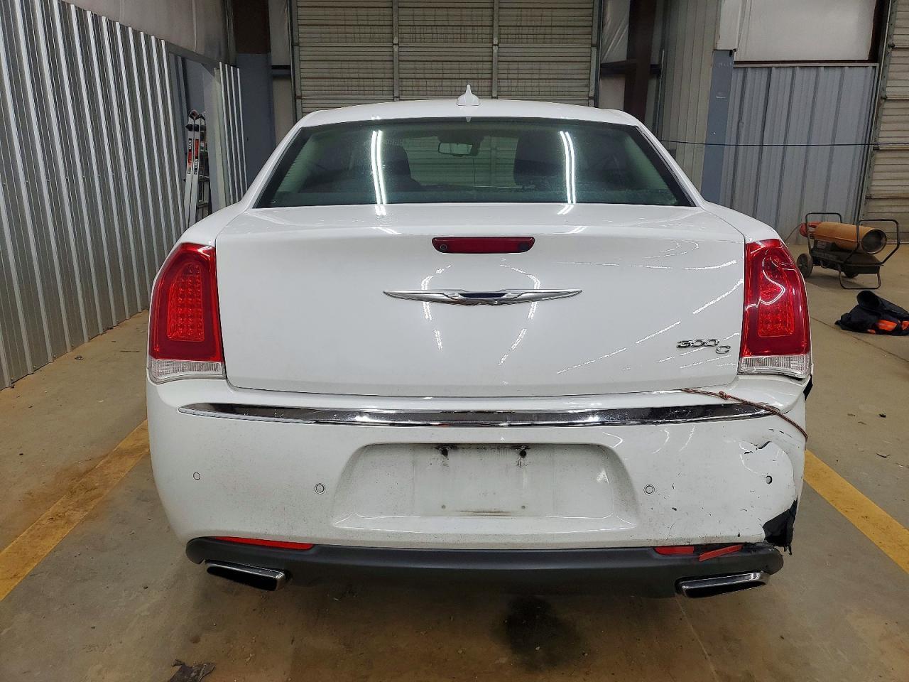 2017 CHRYSLER 300