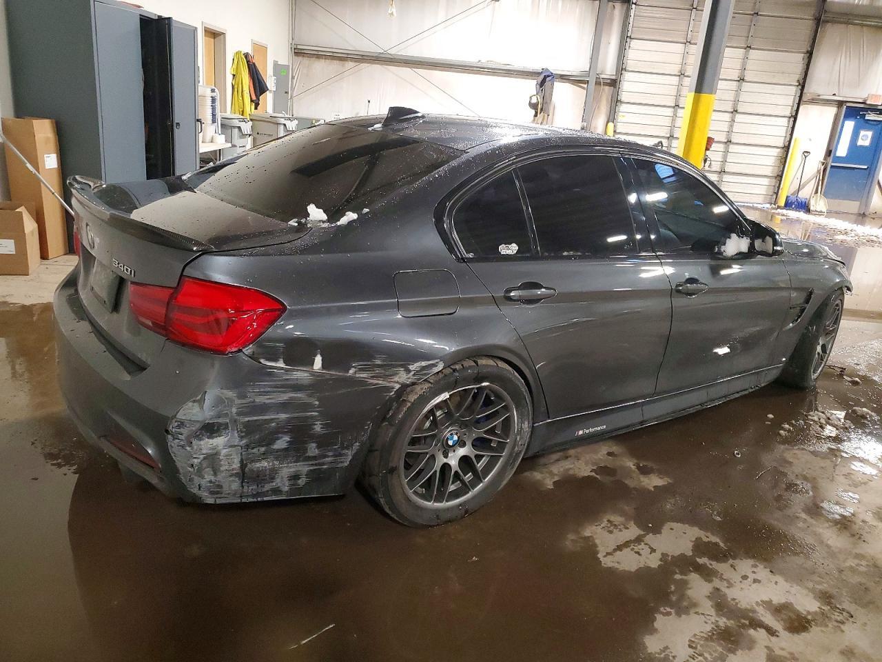 2018 BMW 3 SERIES